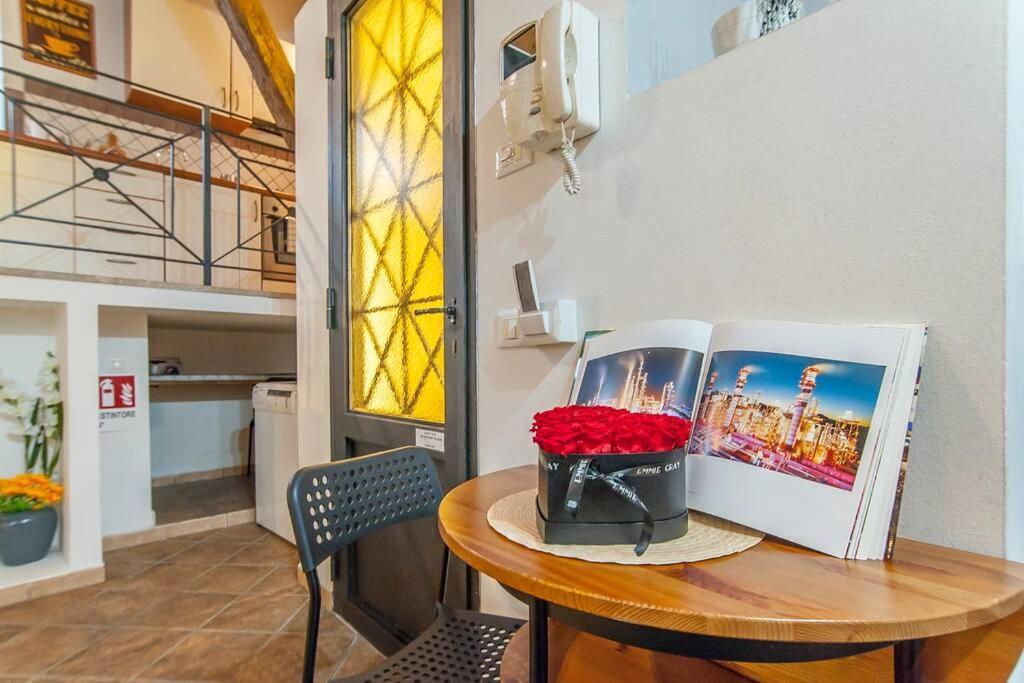 רומא L'Antico Borgo Di Trastevere מראה חיצוני תמונה